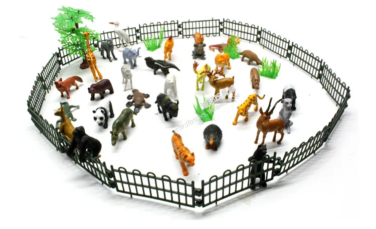 Зоопарк. Пластиковые игрушки 32шт. в наборе для детей от 3-х лет