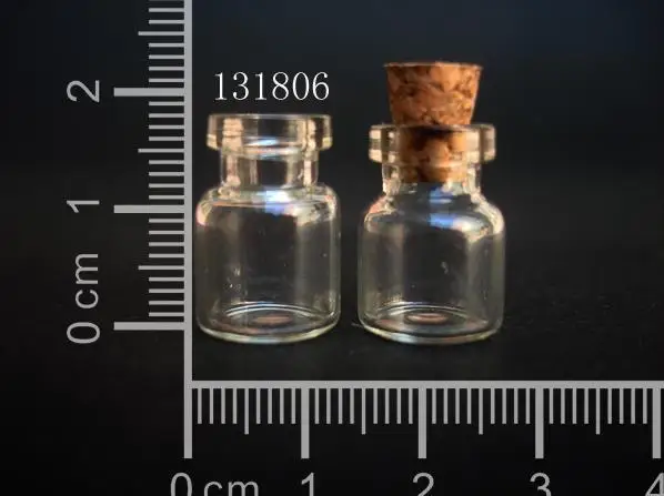 20 pcs 0.6ml 13x18mm Small Brown Glass Bottle Vial Pendant With Cork and Hook For Wedding Holiday Decoration Christmas Gifts