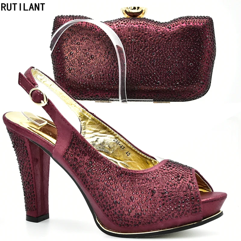

New Wine Color African Matching Shoes and Bags Italian In Women Sales In Women Matching Shoes and Bag Set Decorated with Stone