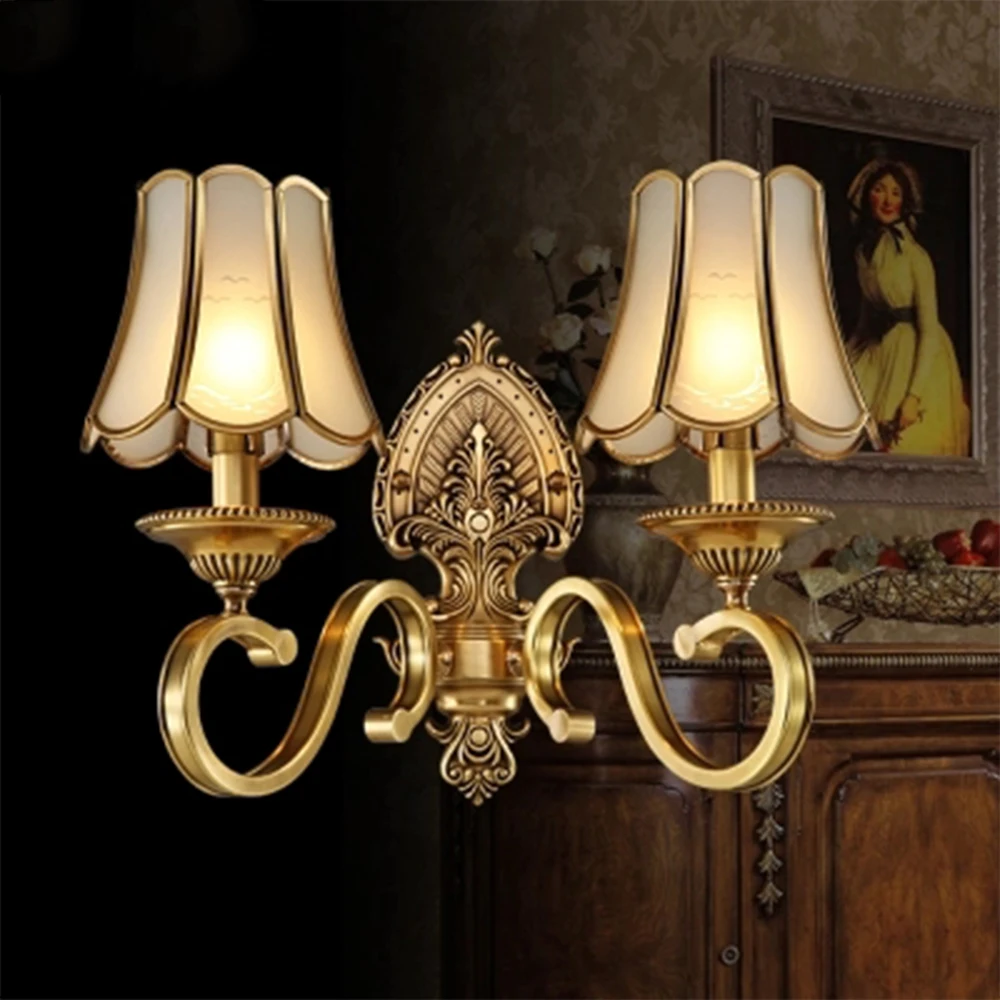 

LED reading light a small lamp clip dormitory reading lamp eye small mini battery clip book light