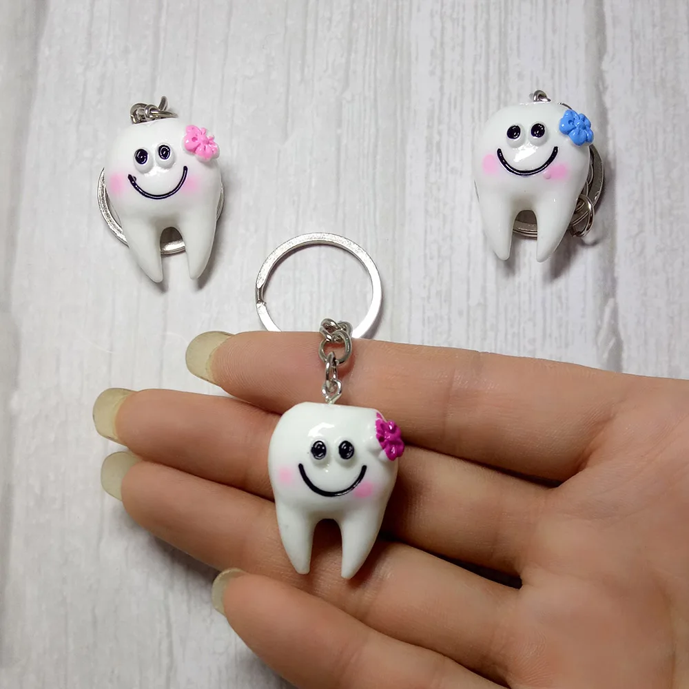 

1piece Simulation creative happy tooth lovers Keychain cute smile often open key ring gifts
