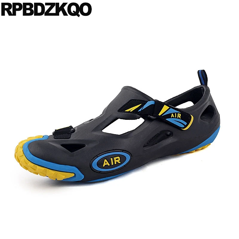 sport clogs mens