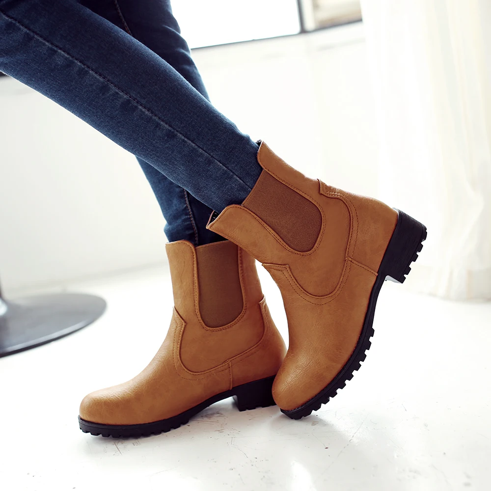 

2018 Women Plus Size 43 Ankle Boots Winter Fall Cute Chelsea Leather Short Tan Boots Female Warm Ladies Brown Bootee Black Shoes