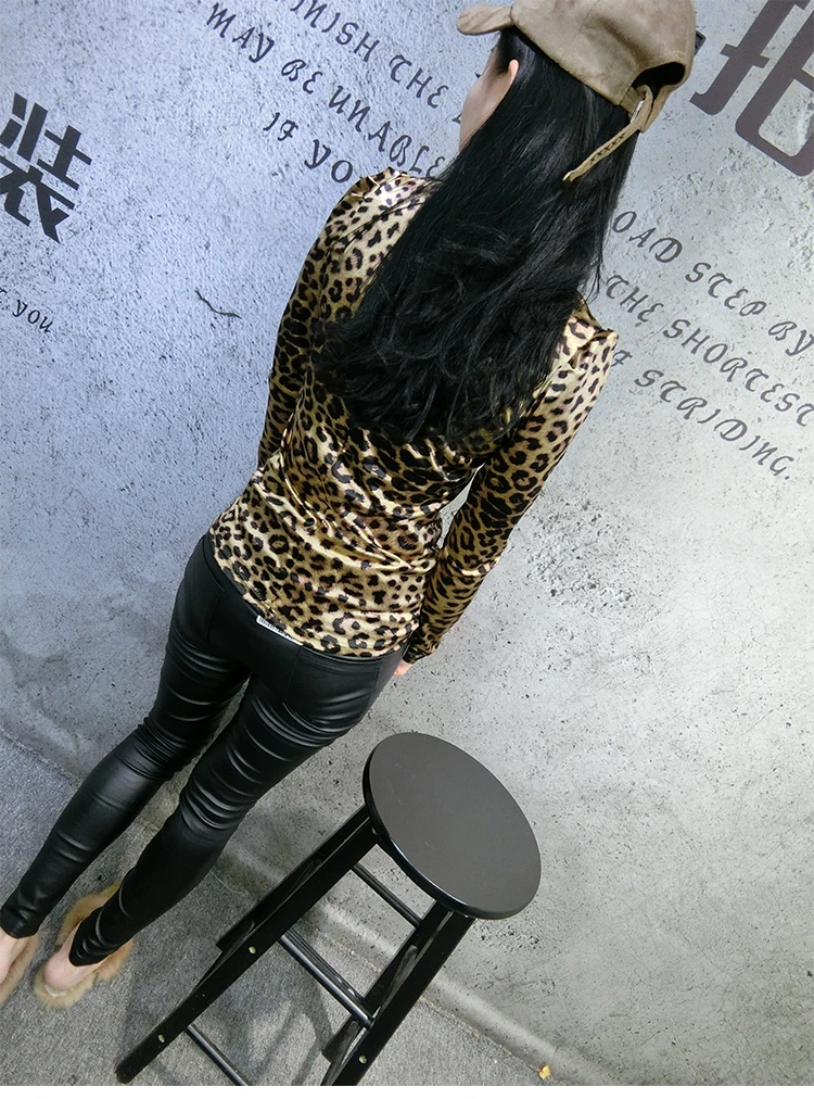 Весенние сексуальные сатиновые футболки с длинным рукавом и стоячим воротником с леопардовым принтом, женские леопардовые пуловеры, сатиновые Топы