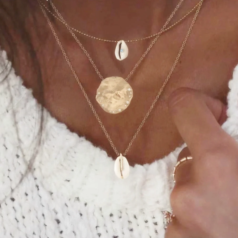 

Bohemian Shell Pendant Necklace for Women Long Chain Round Charm Statement Choker Multilayer Collares Necklace Wedding Jewelry