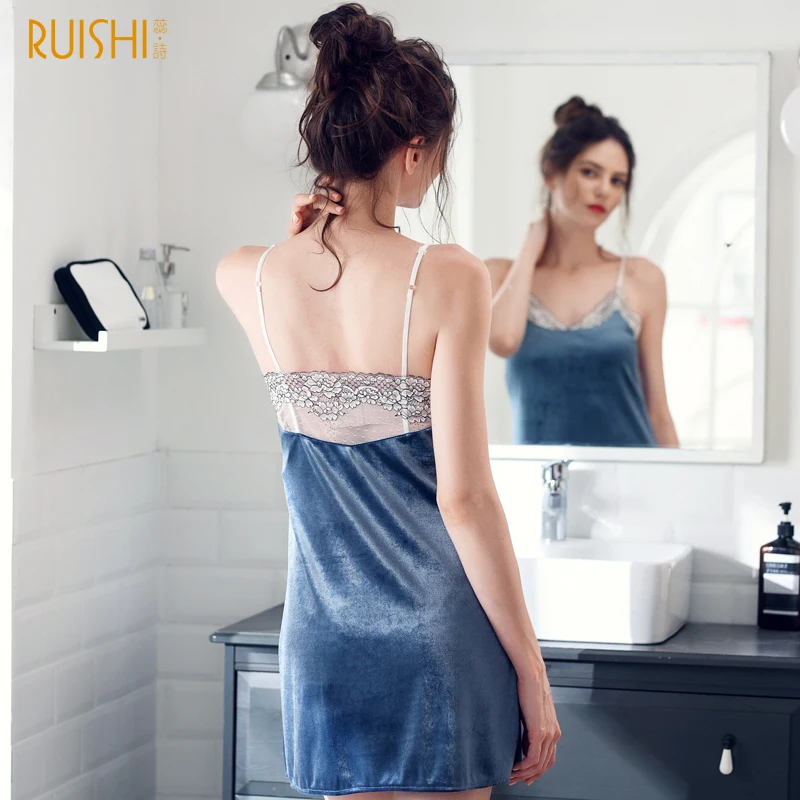 

J&Q 2019 New Women Nightgown Gold Velvet Elegant Cami-Dress Solid V-Neck Spaghetti Strap Classy Lingerie Sexy Negligee Nightgown