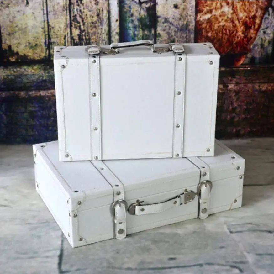 decorative suitcase set