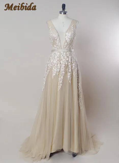 Vintage Boho Champagne Wedding Dresses Real Photo Sleeveless Lace Vintage Boho Champagne Wedding Dresses Real Photo Sleeveless Lace Liqued Illusion Neckline Light Weight Bridal
