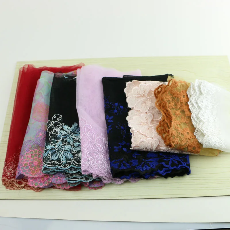 

Random delivery of 10 yards high quality water soluble lace lace fabric
