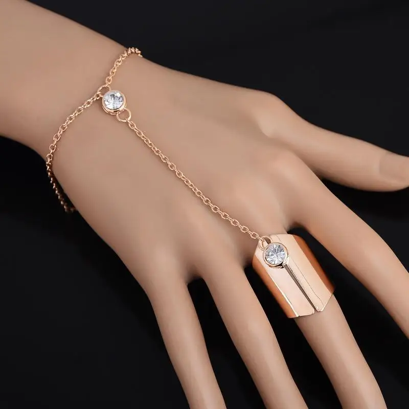 New Fashion Celebrity Bracelets For Women Alloy Chain Bangle Finger Hand Harness Crystal Gold Color Bangels New Fashion Celebrity Bracelets For Women Alloy Chain Bangle Finger Hand Harness Crystal Gold Color Bangels
