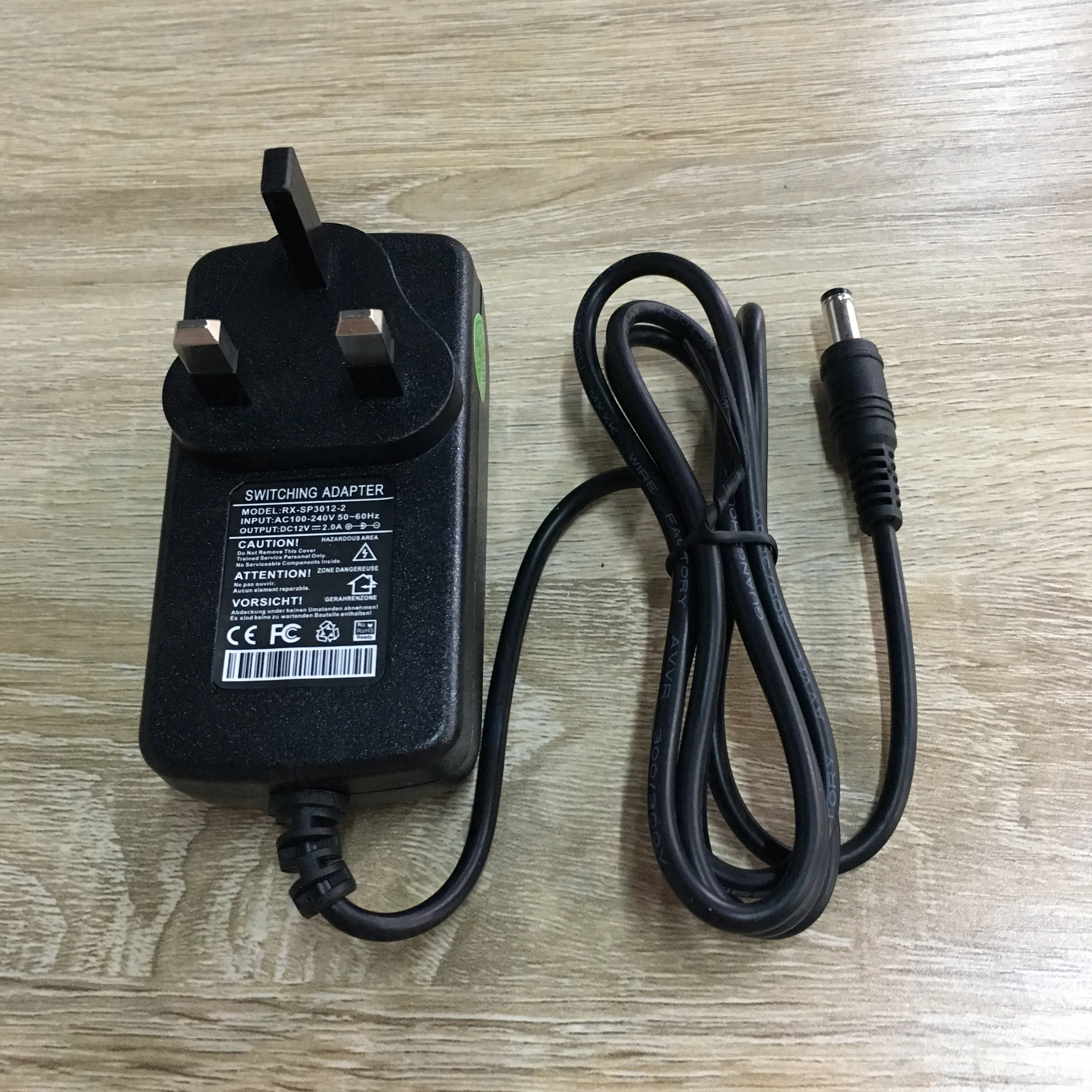 12V 2A AC 100 V-240 V адаптер преобразователя DC 12V 2A 2000mA блок питания EU UK AU US штекер для CCTV IP камеры