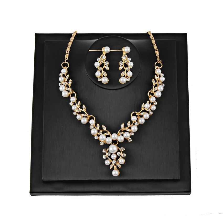 

Classic Imitation Pearl necklace Gold-color jewelry set for women Clear Crystal Elegant Party Gift Fashion Costume wedding