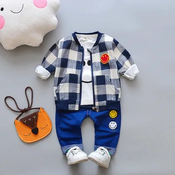 

Spring New baby boys/girls clothing set fashion cartoon Smiling face shirt+Plaid coat+ jeans 3pcs newborn baby boy clothes set