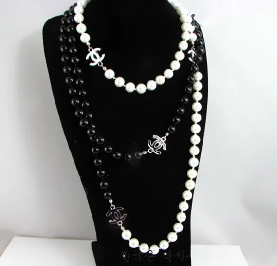 Devil Wears Pearl Necklaces 