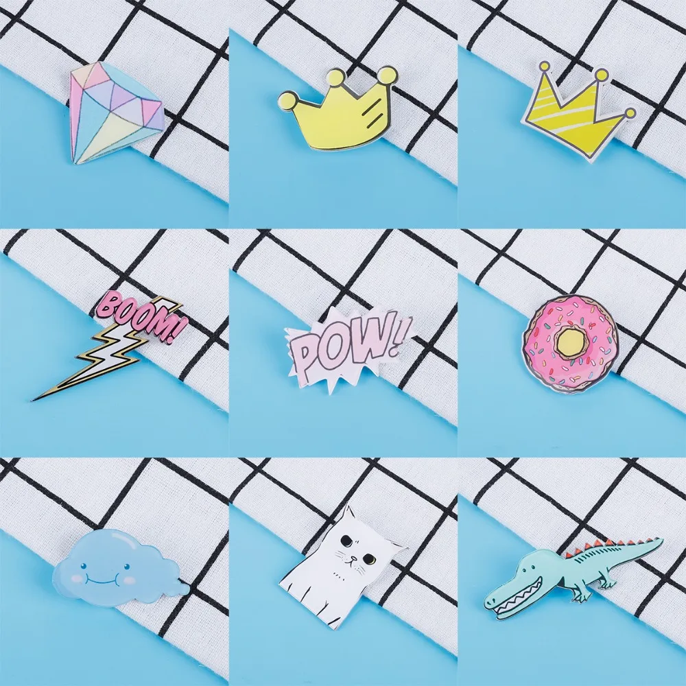 

Randomly 1pc mix pick Cartoon Metal Badges Safety Pins For Clothes Badges clothes icon decorating backpack Brooch Female badges