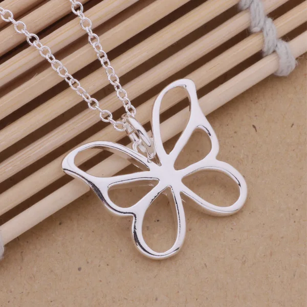 

Fashion Silver Jewelry Cute Animal Necklace Butterfly Shape Penant Necklace AN234