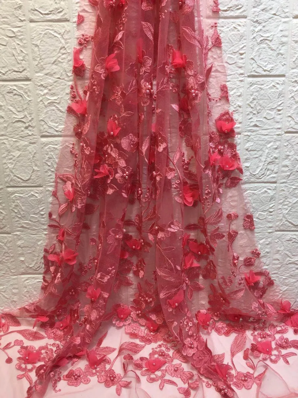 

French lace fabric 5yds/pce dhl soft 3d petals beads fabrics women gorgeous luxury asoebi party event dresses 2019 new design