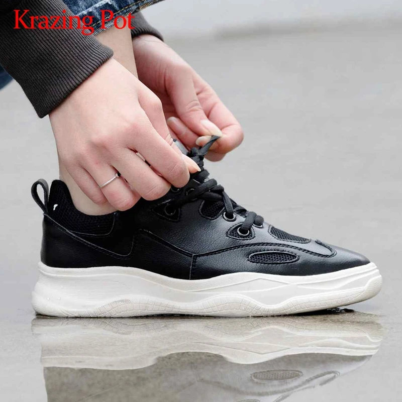 

Krazing pot new genuine leather med heels black white sneakers lace up round toe breathable easy convenient vulcanized shoes L59