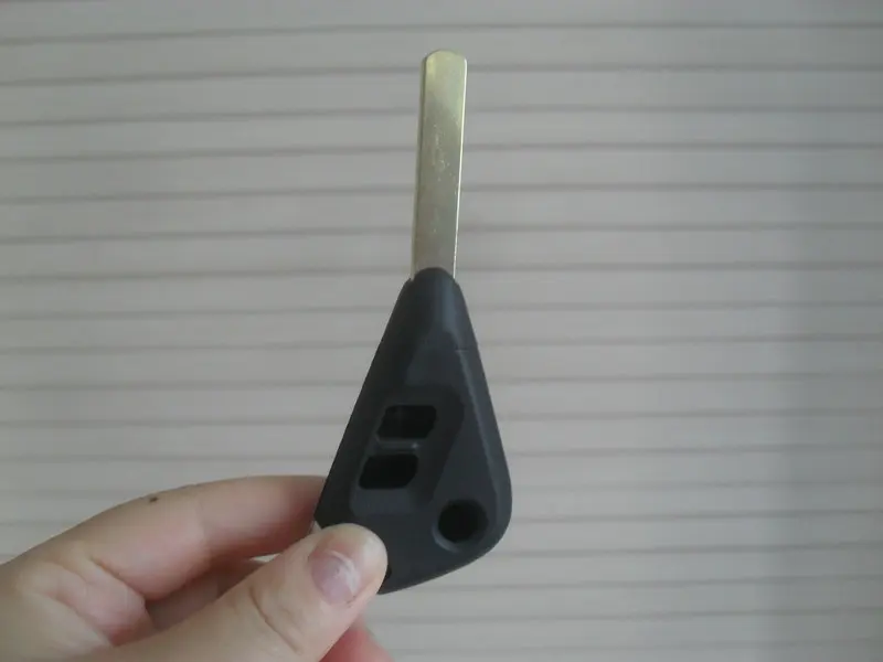 Subaru Legacy Outback Impreza Tribeca remote key shell 3 buttons  (13)