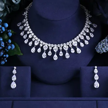 

CLEAR FAMOUS BRAND BRILLIANT CRYSTAL ZIRCON EARRINGS AND NECKLACE JEWELRY SET WEDDING DRESS ACCESSARIES