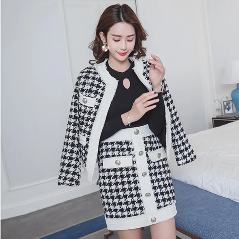 

Runway High-end Plaid Tweed Suits 2 Piece Set for Women Office Lady Double Breasted Short Blazer Jacket & Mini Skirt Outfit