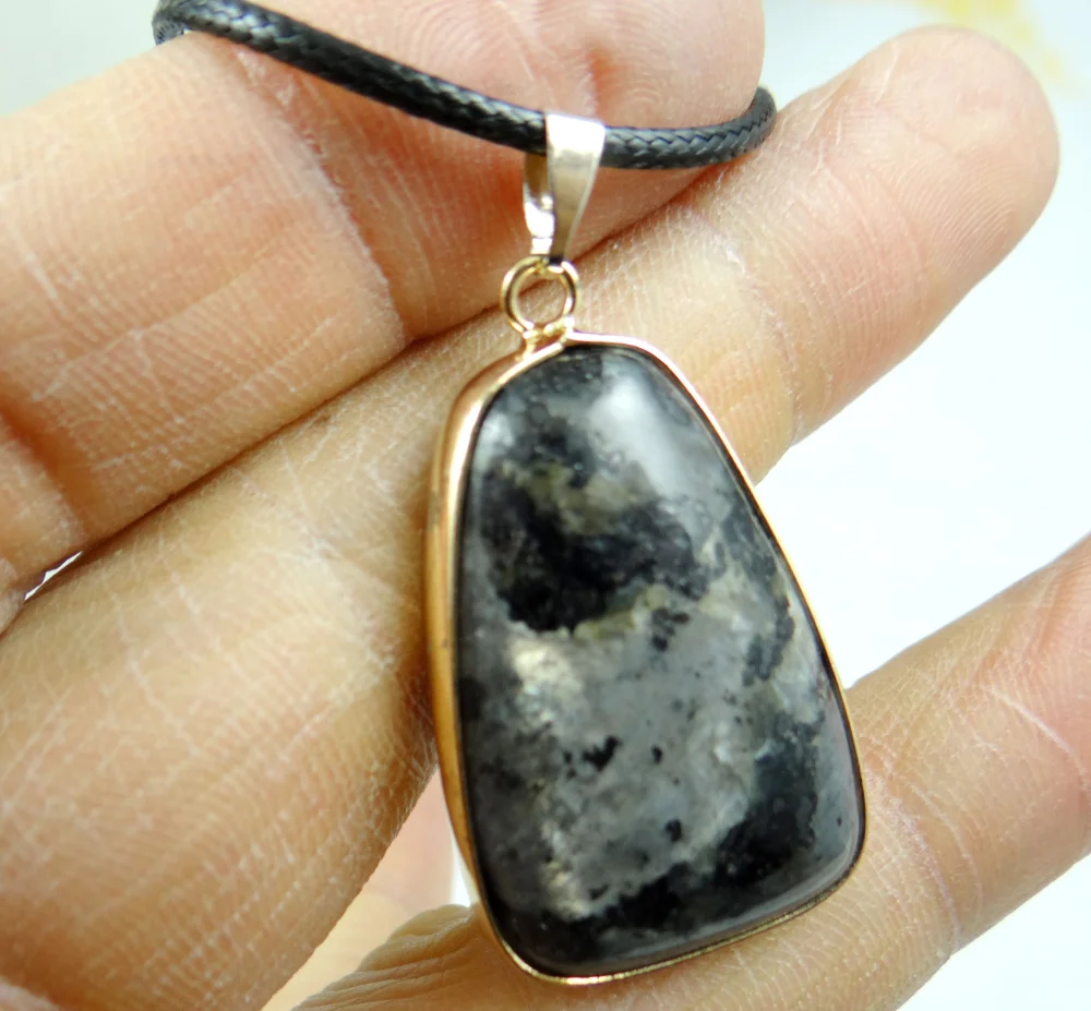 

3pcs Fashion Water drops Necklaces Natural labradorite Pendants Stone Pendant Leather Chains For DIY Necklace jewelry making