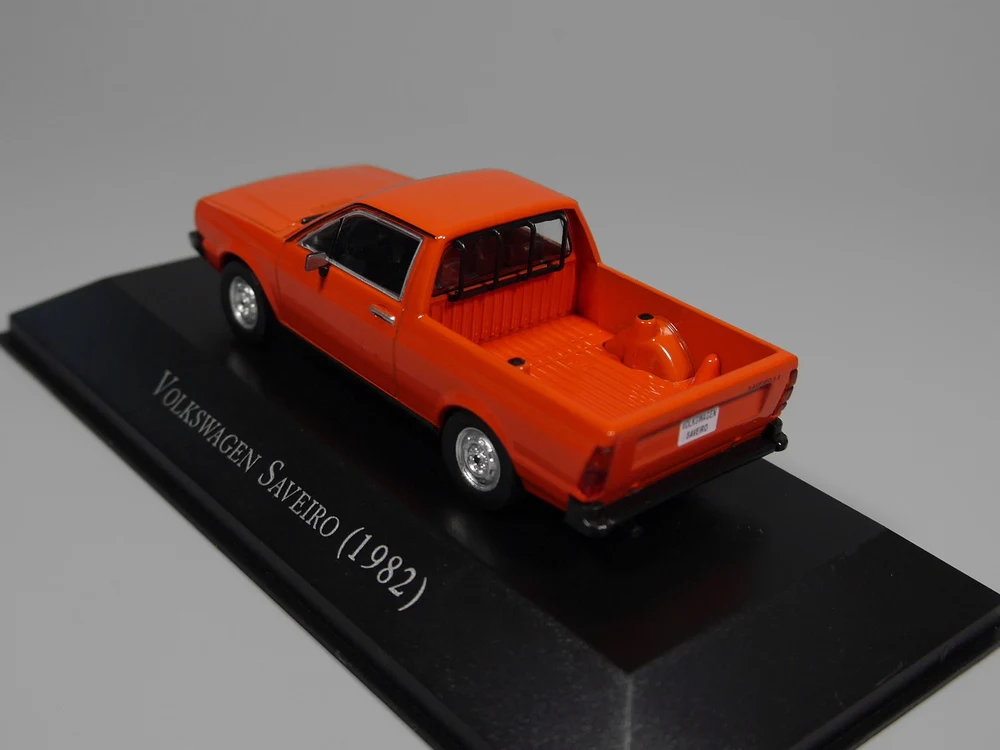 Авто ИНН-ixo 1:43 Volkswagen Saveior 1982 литая модель автомобиля