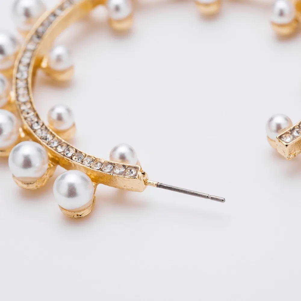 Qiaose новые брендовые простые белые серьги-гвоздики с жемчугом для женщин, модные ювелирные изделия, коллекция сережек для девочек, Эффектные серьги, хит
