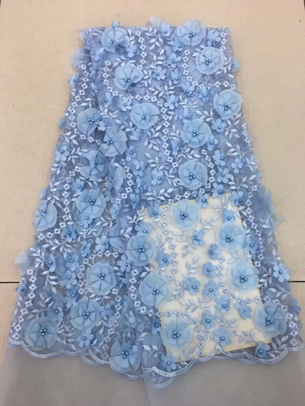 

Latest French Nigerian 3D Flower Laces Fabrics With Plenty beads High Quality African Laces Applique For Wedding