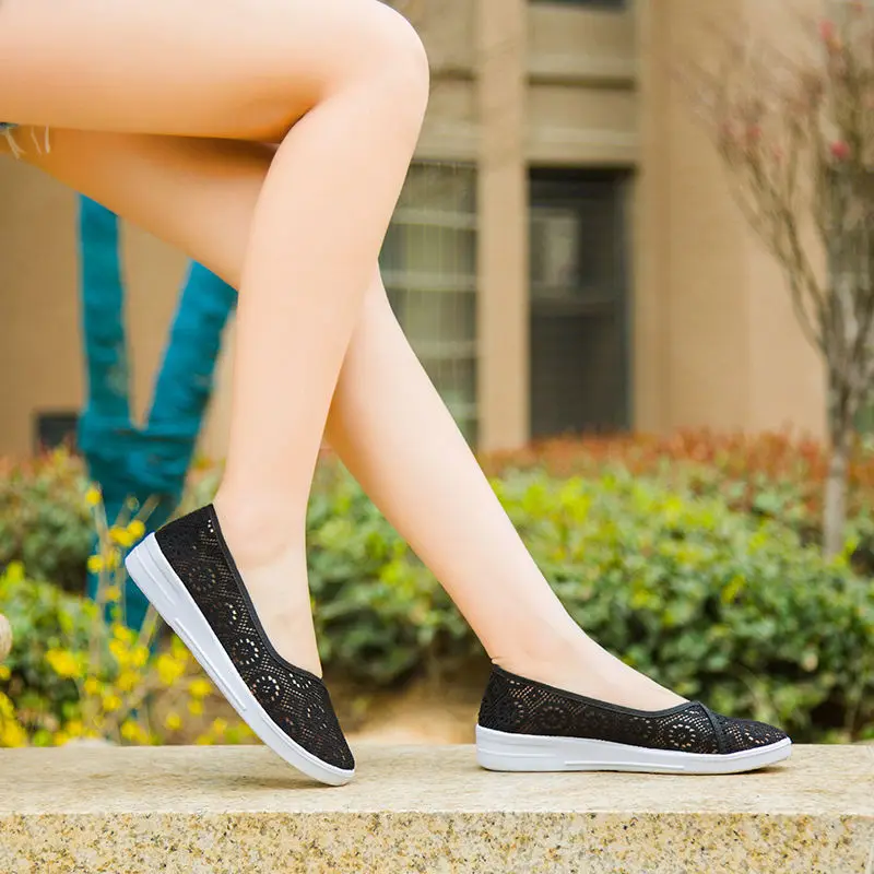 Новинка года; летние женские туфли на плоской подошве из сетчатого материала; Повседневная хлопковая обувь без застежки для женщин; кружевные кроссовки; дышащие лоферы; мягкая обувь; Zapato - Цвет: Black-WX01