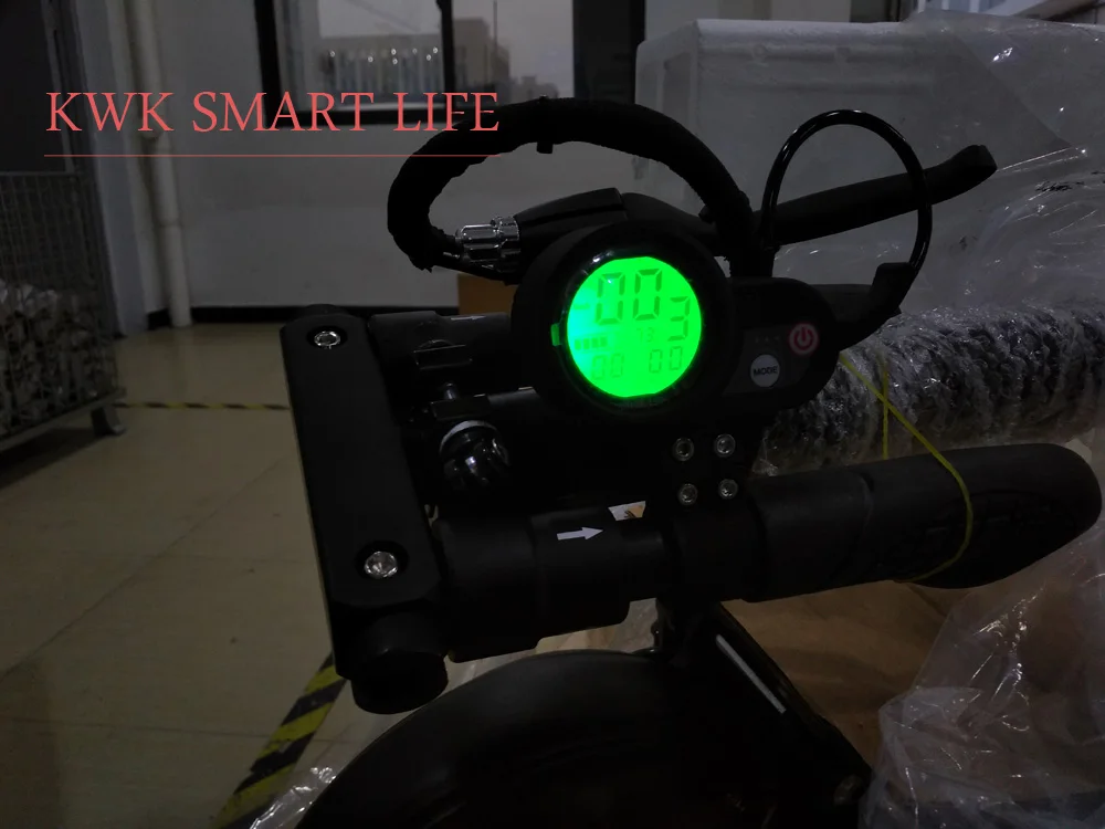 green light  LCD