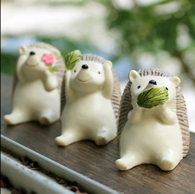 

3pcs Home Decor accessories fairy garden resin Miniature Animal Figurines Cute hedgehog cat Desktop bonsai gift for Children