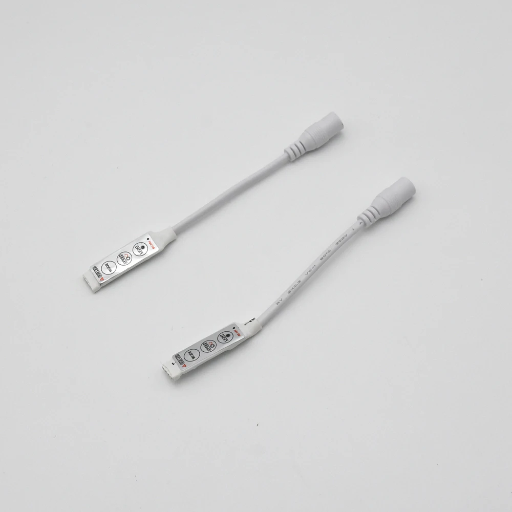 

RGB Led Strip Mini Controller DC12V 3 Key Dimmer Switch 19 Dynamic Modes for 5050 3528 Led Strip Lamps Light