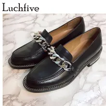Leather casual shoes women metal Chain decor Flat heel round toe concise loafer shoe