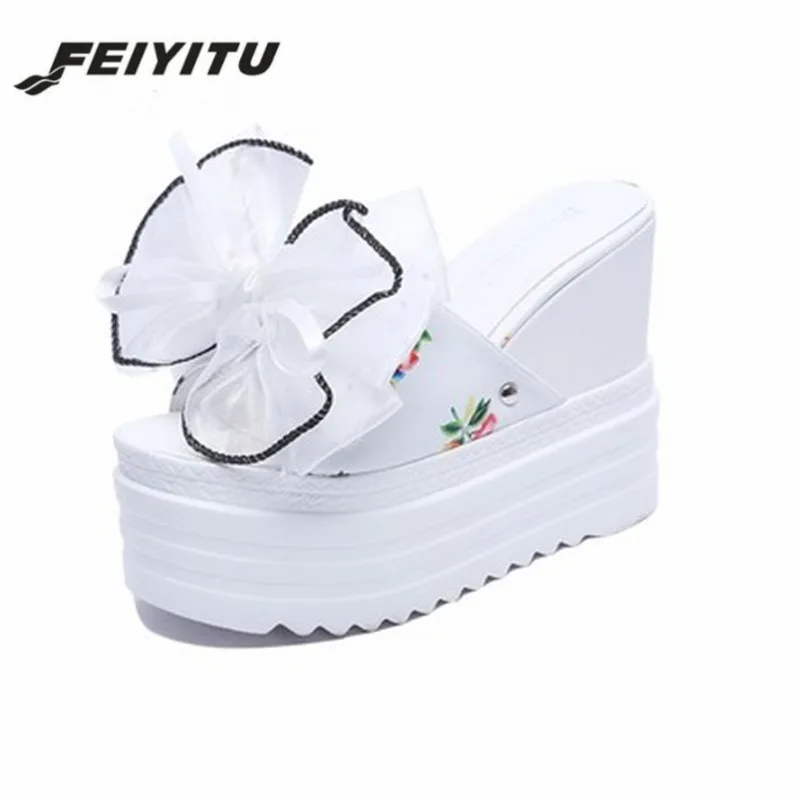 Женские пляжные тапочки на танкетке FeiYiTu черные шлепанцы очень высоком каблуке