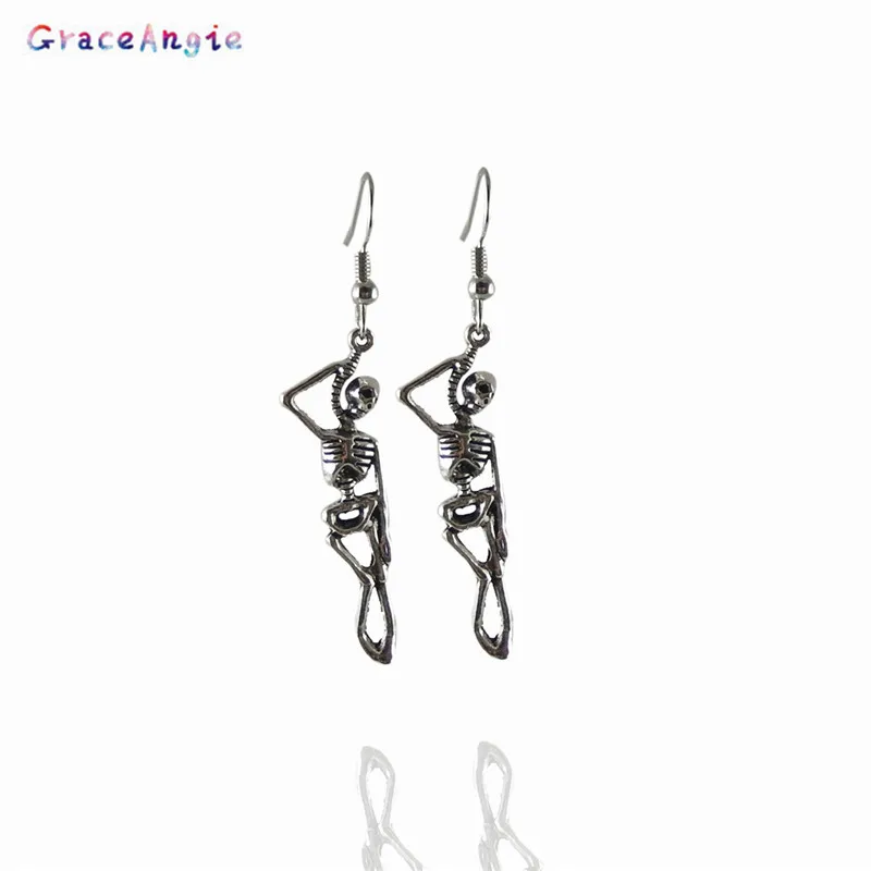 

GraceAngie 1pair/pack Ancient Silver Zinc Alloy Punk Style Humanoid Skull Dancing Styling Ear Hook Earrings Ornament