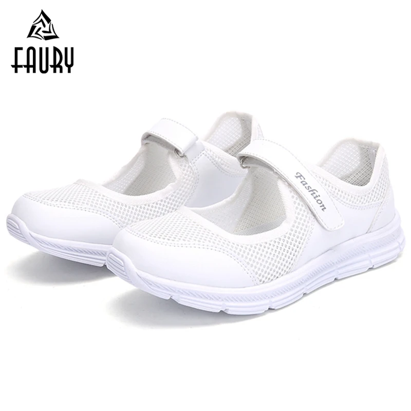 

Female Hollow Nurse Shoes Breathable 2018 Summer Flat with Soft Bottom Non-slip Doctor Women Hospital Work Mesh Shoes