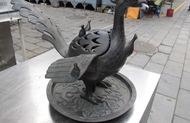 

Royal Bronze Copper famous Feng Shui Evil vermeil Bird Censer incense burner
