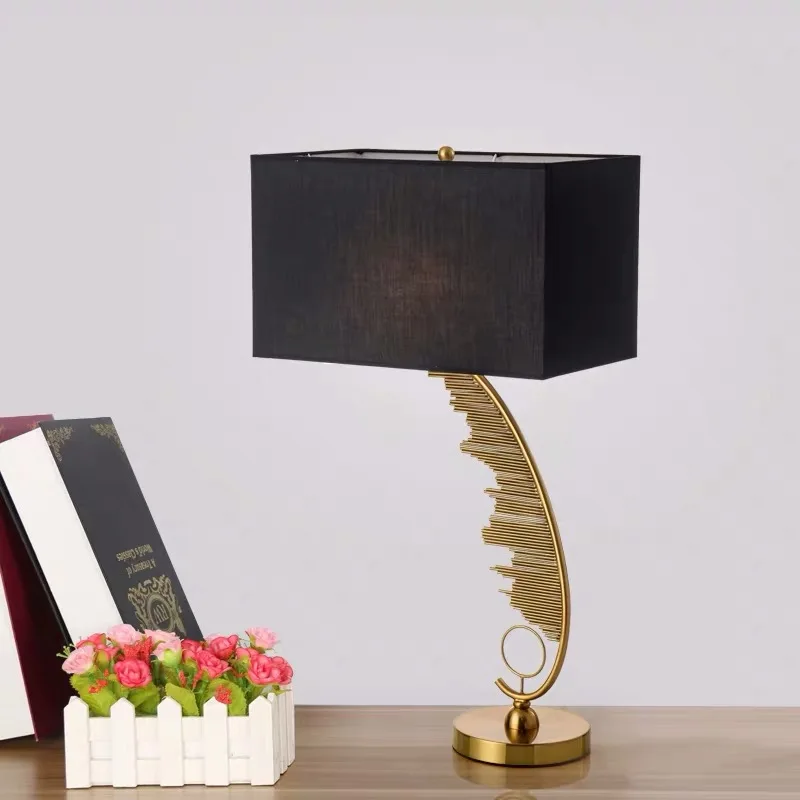 

Creative Art Design Bedside Desk Lamp Living room Table Lamp Bedroom Light Home Deco Gold Body Cloth Lampshade E27 Bulb