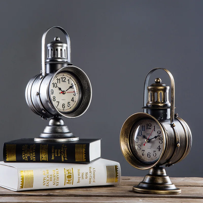 American Creative Retro Searchlight Shaped Handmade Table Clocks Mute Movement Quartz, Clock ornaments for Living Room Bedroom