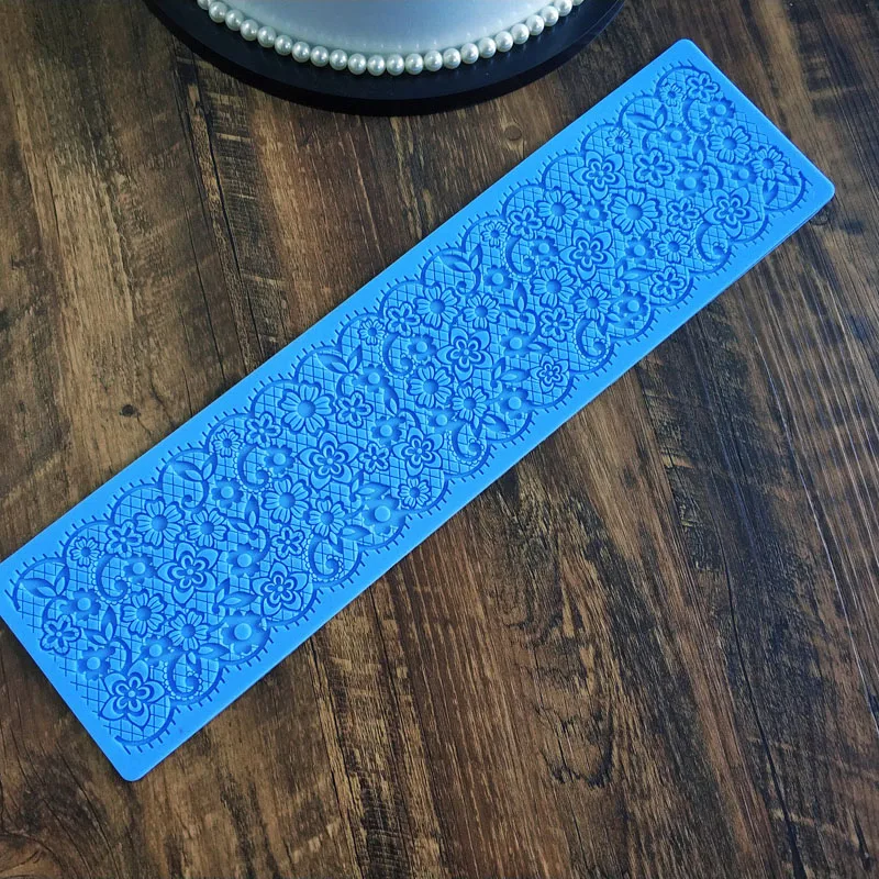 

Pendant Lace Silicone Mould Crown Cake Edge Decoration Tool