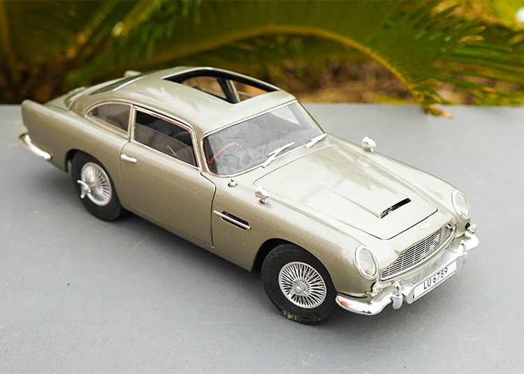 1:18 Масштаб Aston Martin DB5 007 версия фильма литая модель автомобиля игрушка для коллекции подарков игрушки для мальчиков