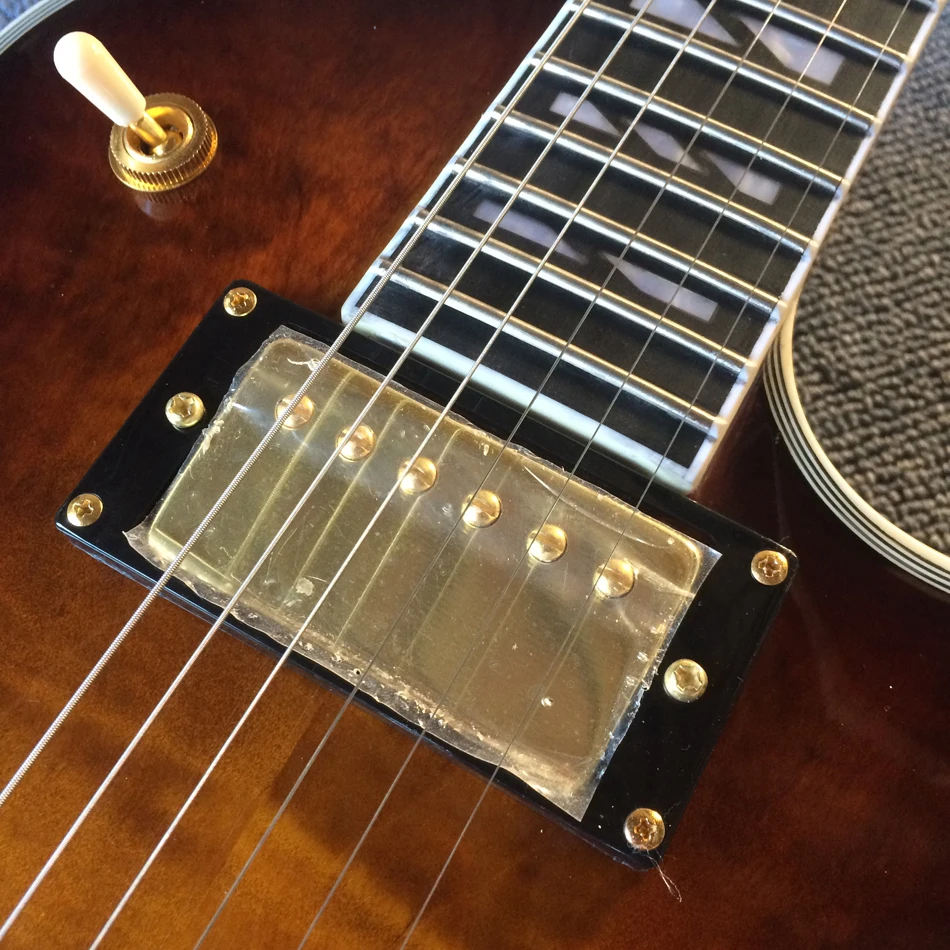 Nueva llegada Guitarra eléctrica ébano MANGO. llama Arce superior y a arco cuerpo Guitarra ¡envío gratis