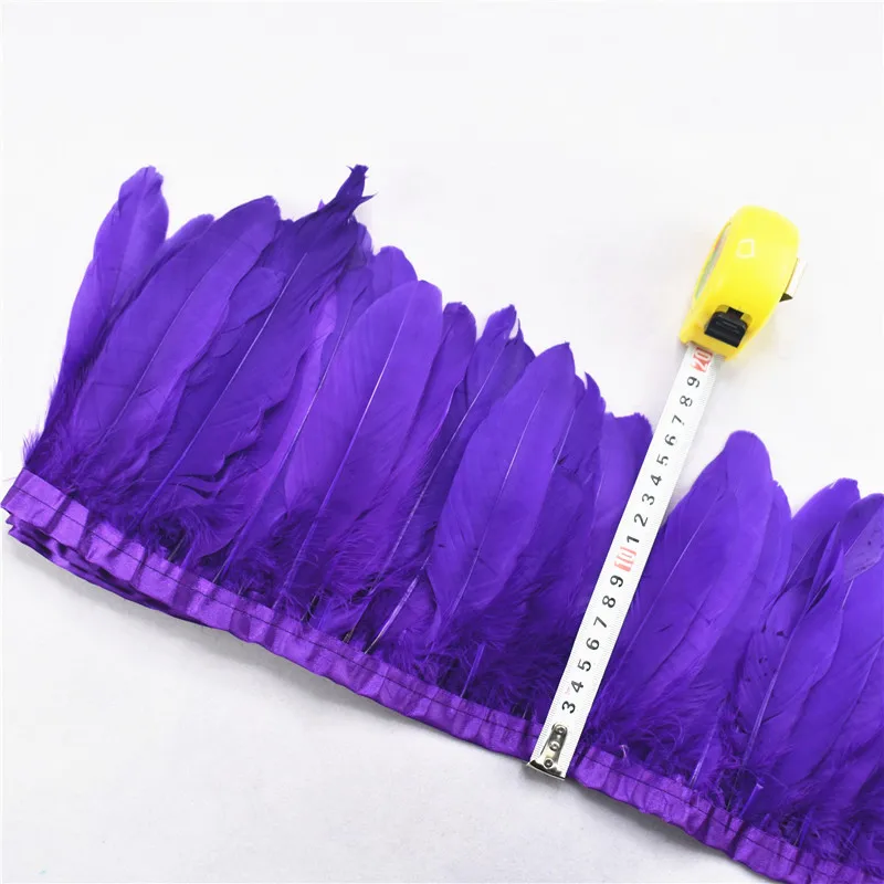 Красивая Высококачественная разноцветная гусиная отделка 15-20 см, 2 м/партия, окрашенное гусиное перо с гусиными полосками, перья для рукоделия - Цвет: Purple