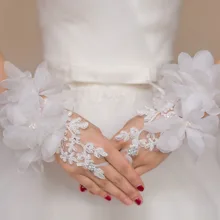 Off White/Red Цветочная аппликация перчатки без пальцев LC73122