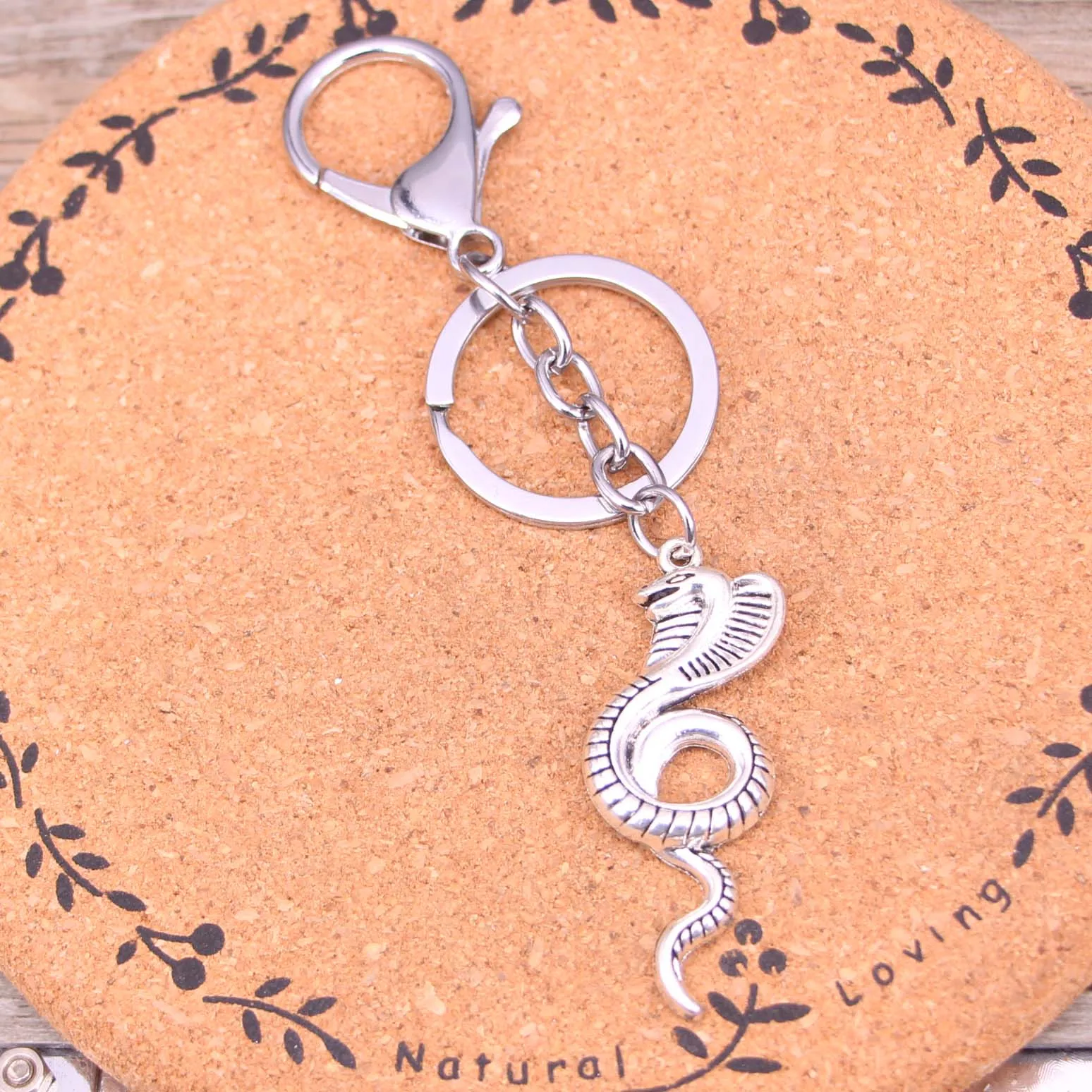 New Fashion Silver Color Alloy Metal Pendant king cobra snake Key Chain