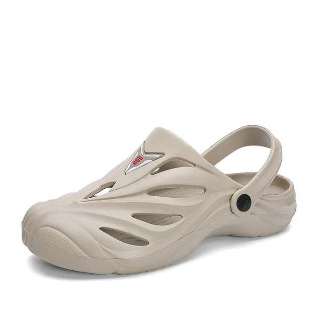 croc closed toe shoes