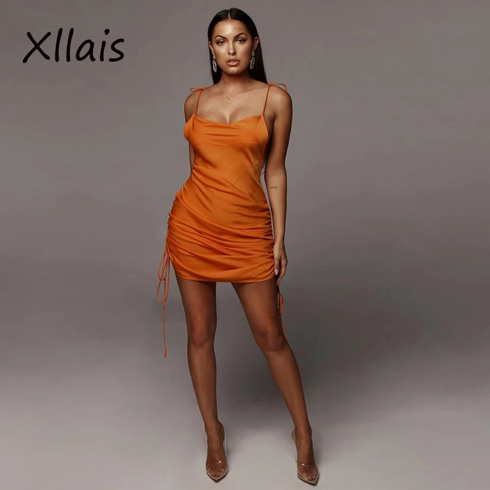 

XLLAIS 2019 New Sexy Summer Dress Women Off Shoulder Sling Backless Bodycon Mini Dress Pleated Party Dress Women's clothing