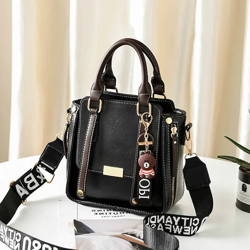 New Stylish Bags Women Shoulder Bag PU Leather Bucket Handbags Fashion Ladies Crossbody Bag with Cute Bear Totes for Female