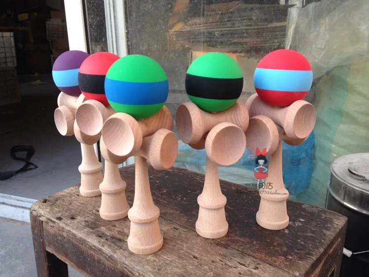 Привлекательные 20 см Kendama забавные японские традиционные деревянные игрушки Kendamas мяч Красочные PU Крашеные деревянные Professional взрослых игрушечные лошадки